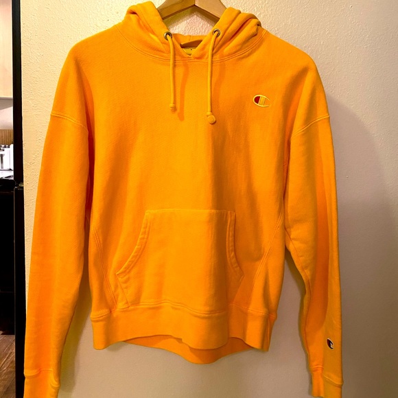 Champion peach hoodie - Picture 2 of 2